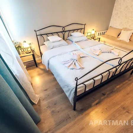 Apartment Balzak 64m2, Free Parking & Wi-fi Novi Sad