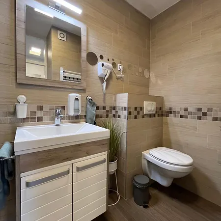 Balzak 64m2, Free Parking & Wi-fi Apartamento